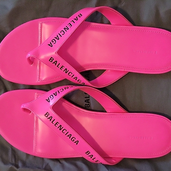 Brand new leather flat pink size 7 - Picture 2 of 3